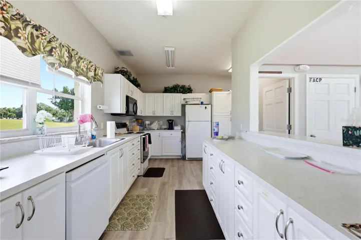 Clubhouse Kitchen