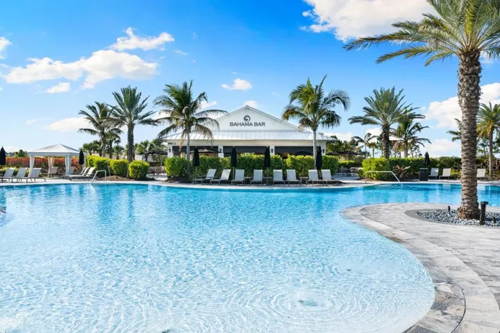 Esplanade at Azario Lakewood Ranch Community
