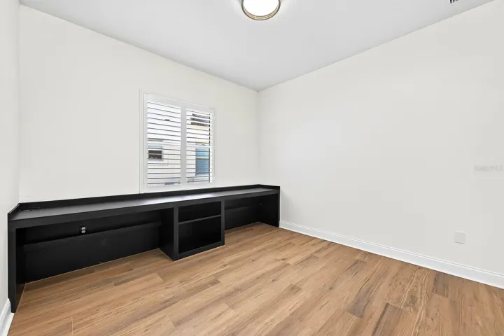 4th bedroom/Office/Flex room