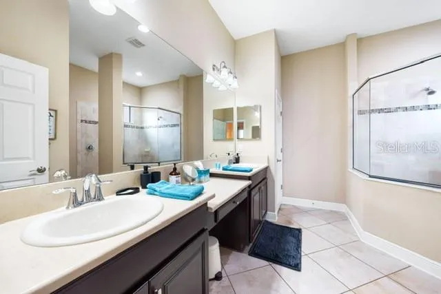 Main bathroom