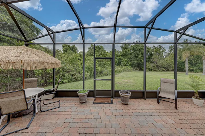 Screened enclosure