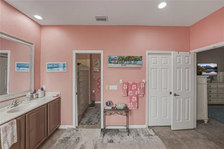 Primary bath