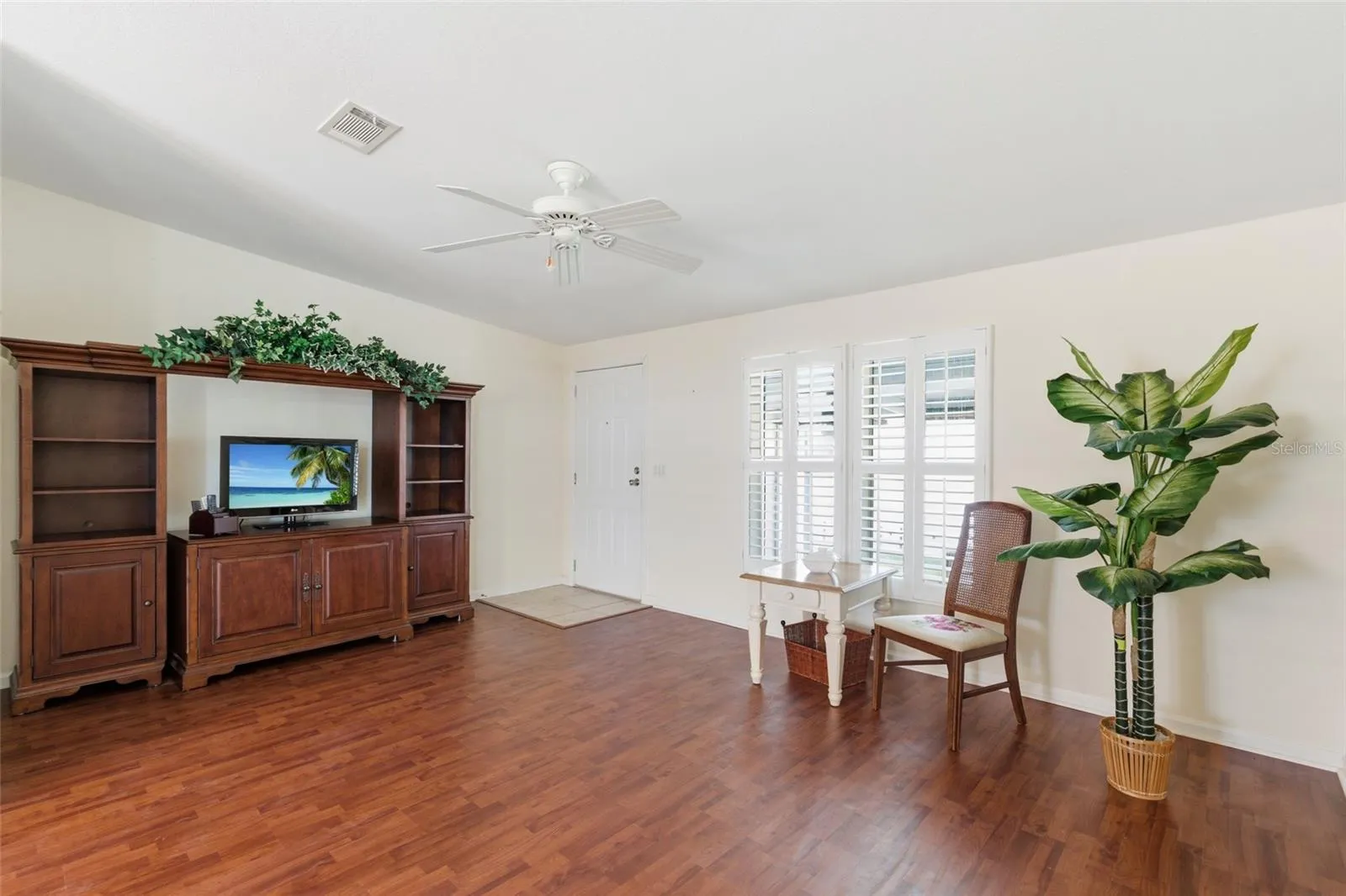 Family Room  and door to Lanai