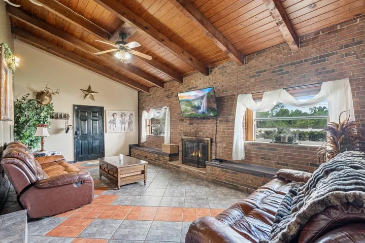 Secondary House/Great Room