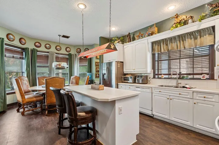 Main House/Kitchen