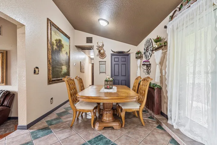 Secondary House/Dining