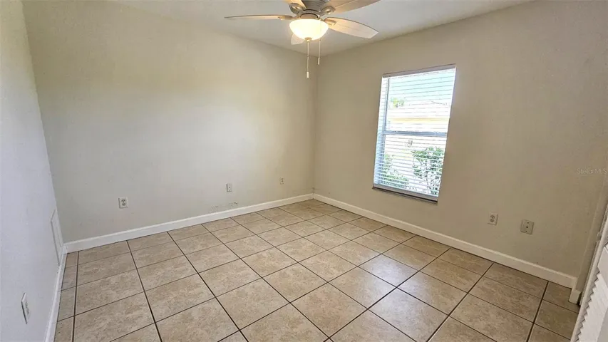 Guest bedroom