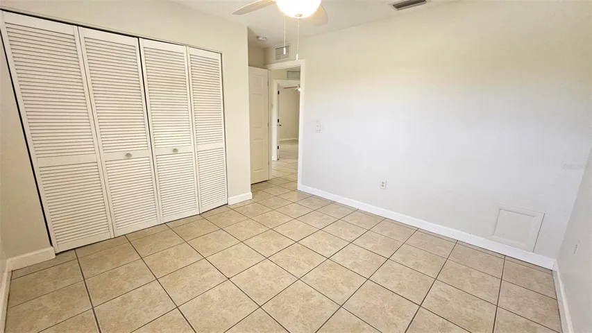 Guest bedroom