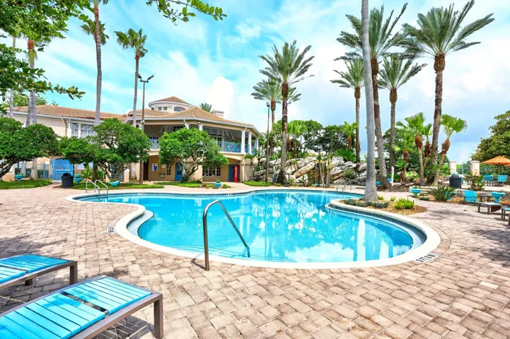 The Resort-style Pool
