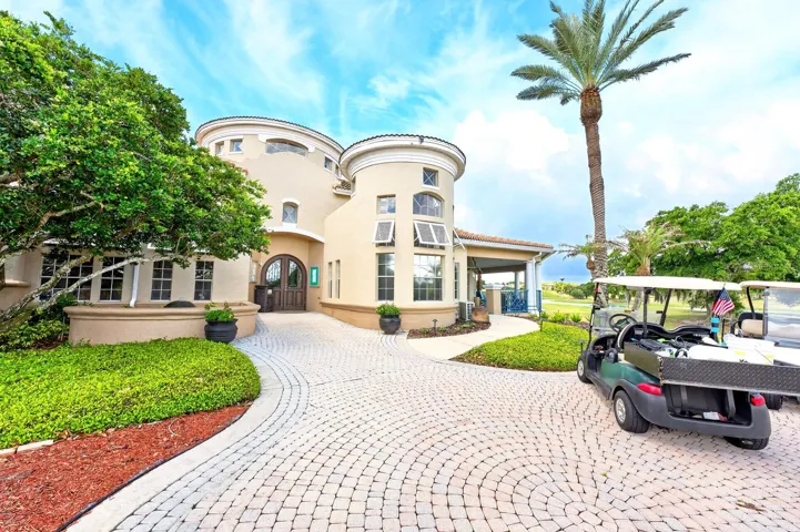 Residents of Bermuda Dunes enjoy a variety of RESORT-STYLE AMENITIES, including a sparkling pool, clubhouse, fitness center, racquetball court, playground, and park-like green spaces.