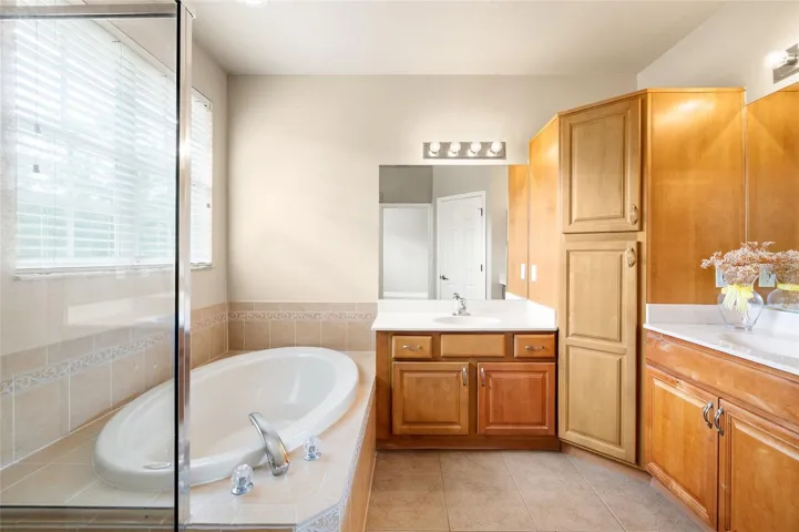 Upstairs Primary Suite