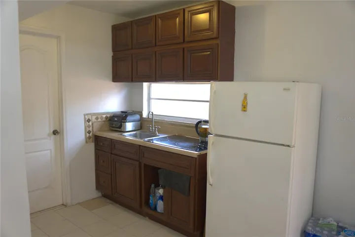 Efficiency Kitchenette