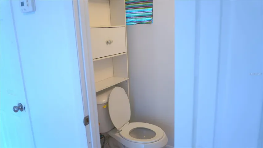 Studio half bath