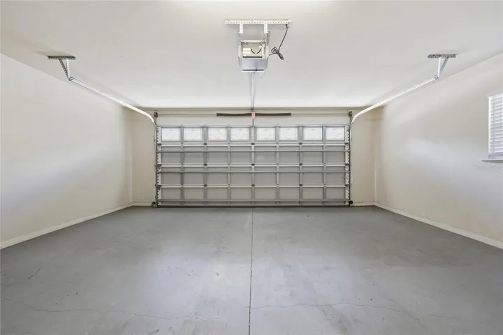 Garage - digitally cleaned