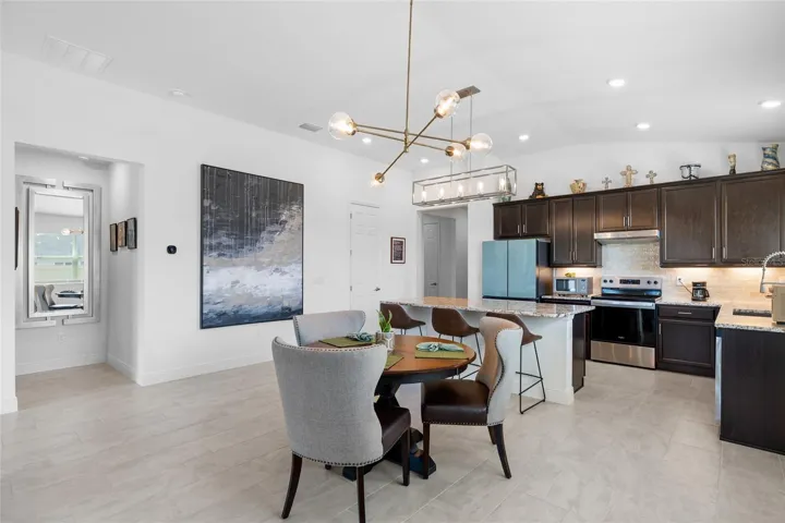 Kitchen & Dining Area