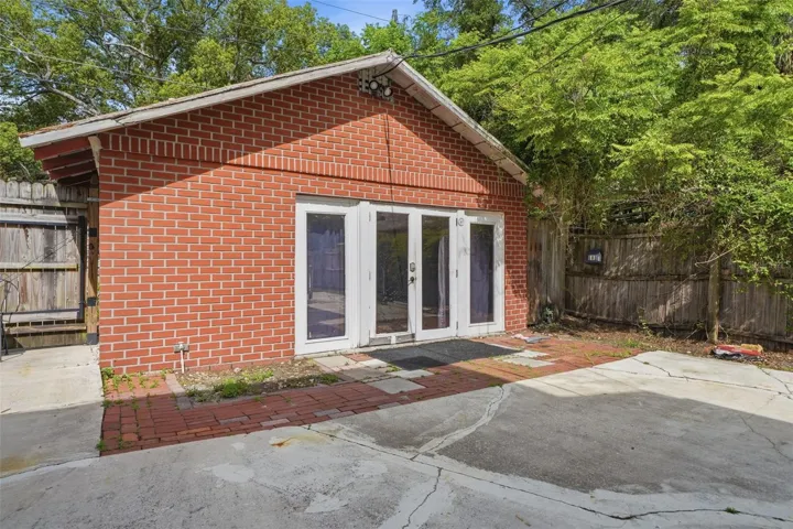 STR opportunity: 1 bed 1 bath private entry