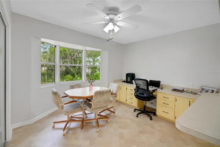 BUILD IN WORKSPACE AND DESK AREA