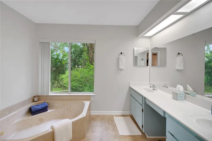 JETTED TUB