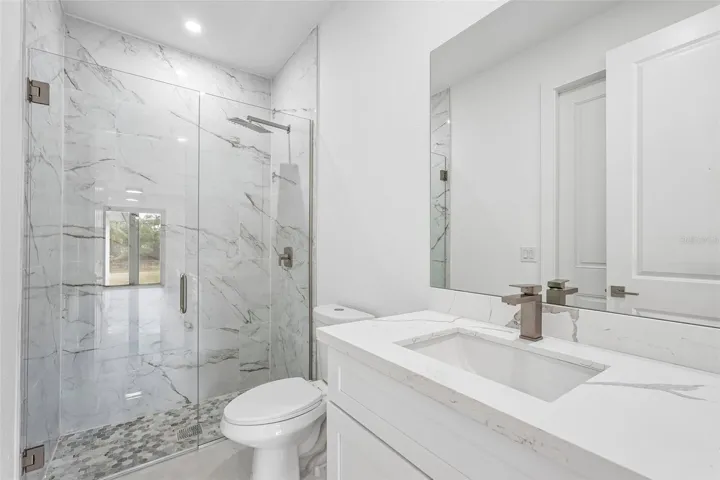 Guest/Pool Bath