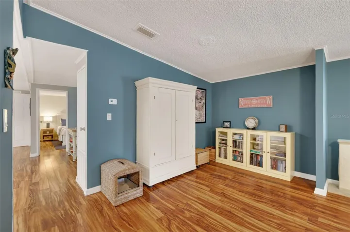 Bonus area in Livingroom