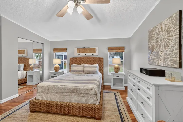 Master Bedroom pic 2