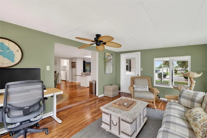 Florida Room pic 2