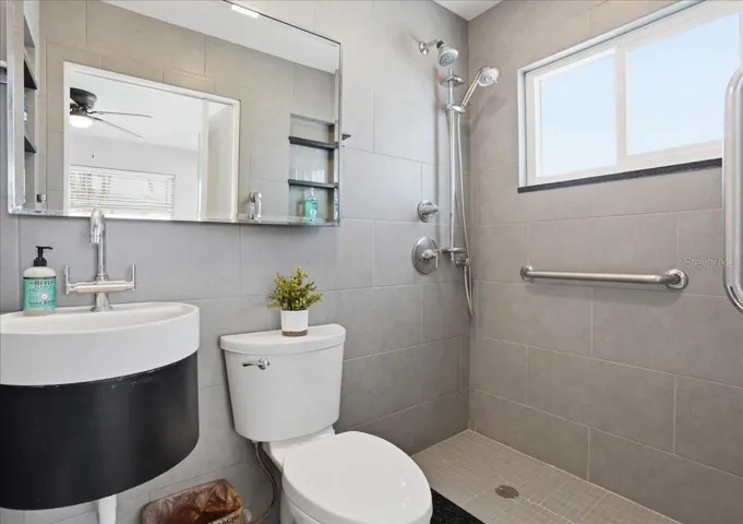Primary bath