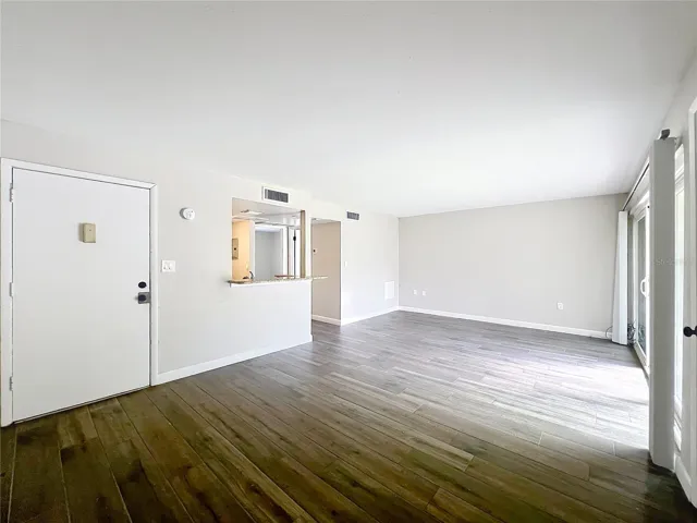 Living Room/Dining Room