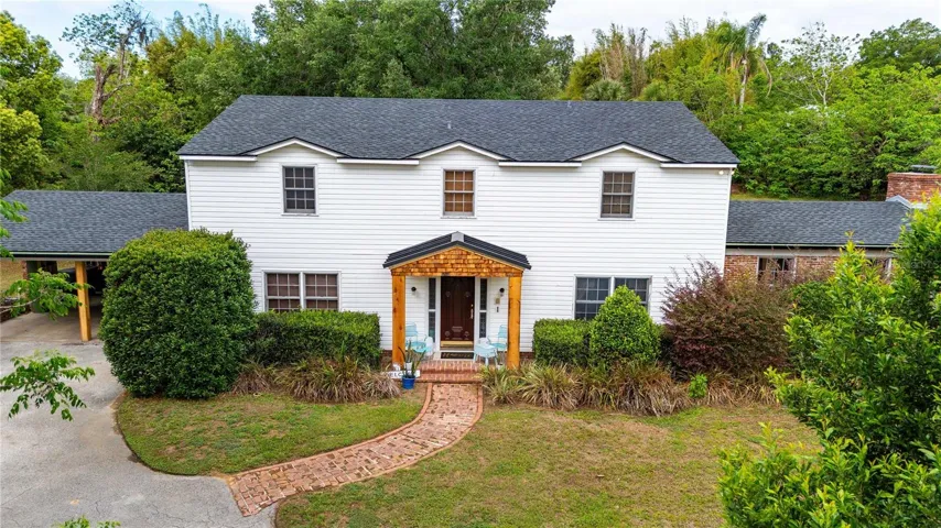 Front view of home