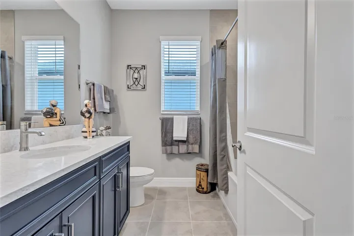Guest Bathroom 2