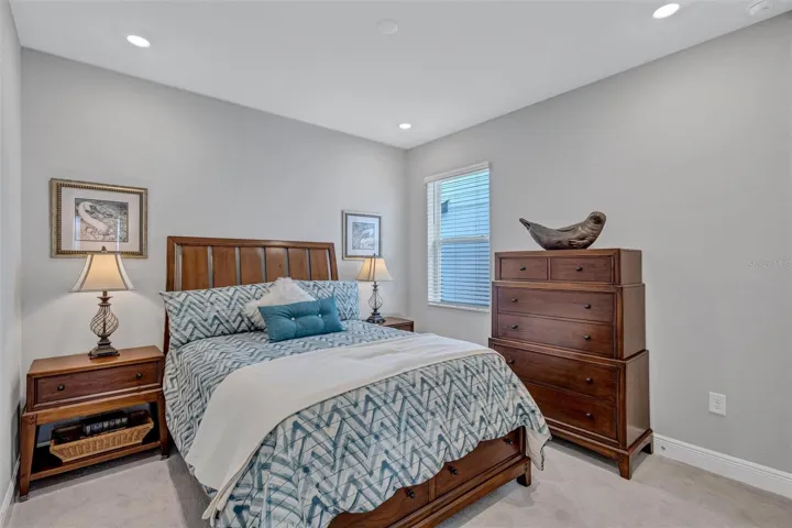 Guest bedroom 2