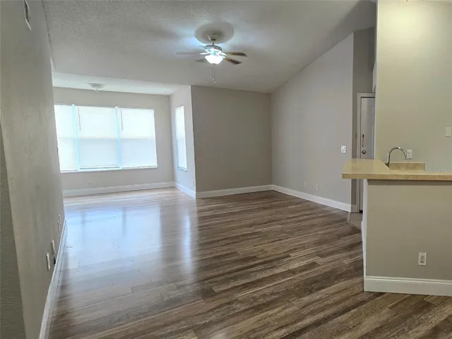 Open Concept Very Spacious