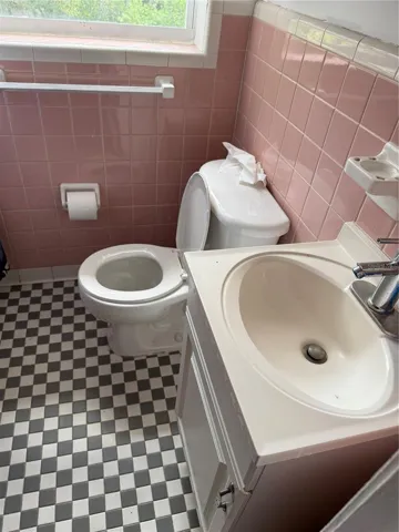 Upstairs Bathroom