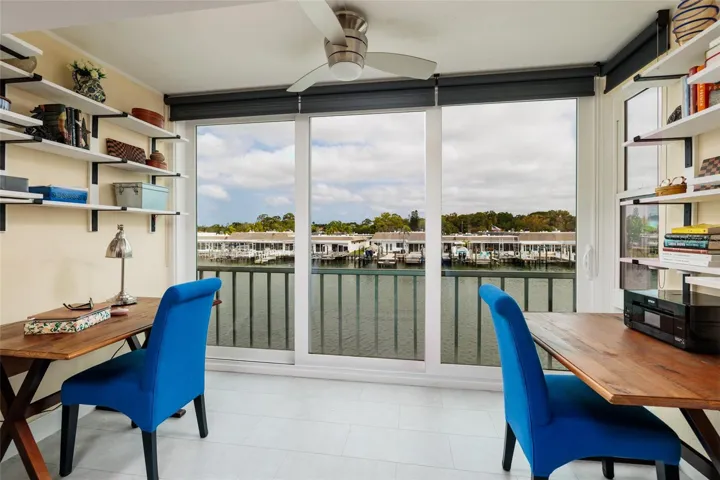 LANAI - MULTIPLE USES