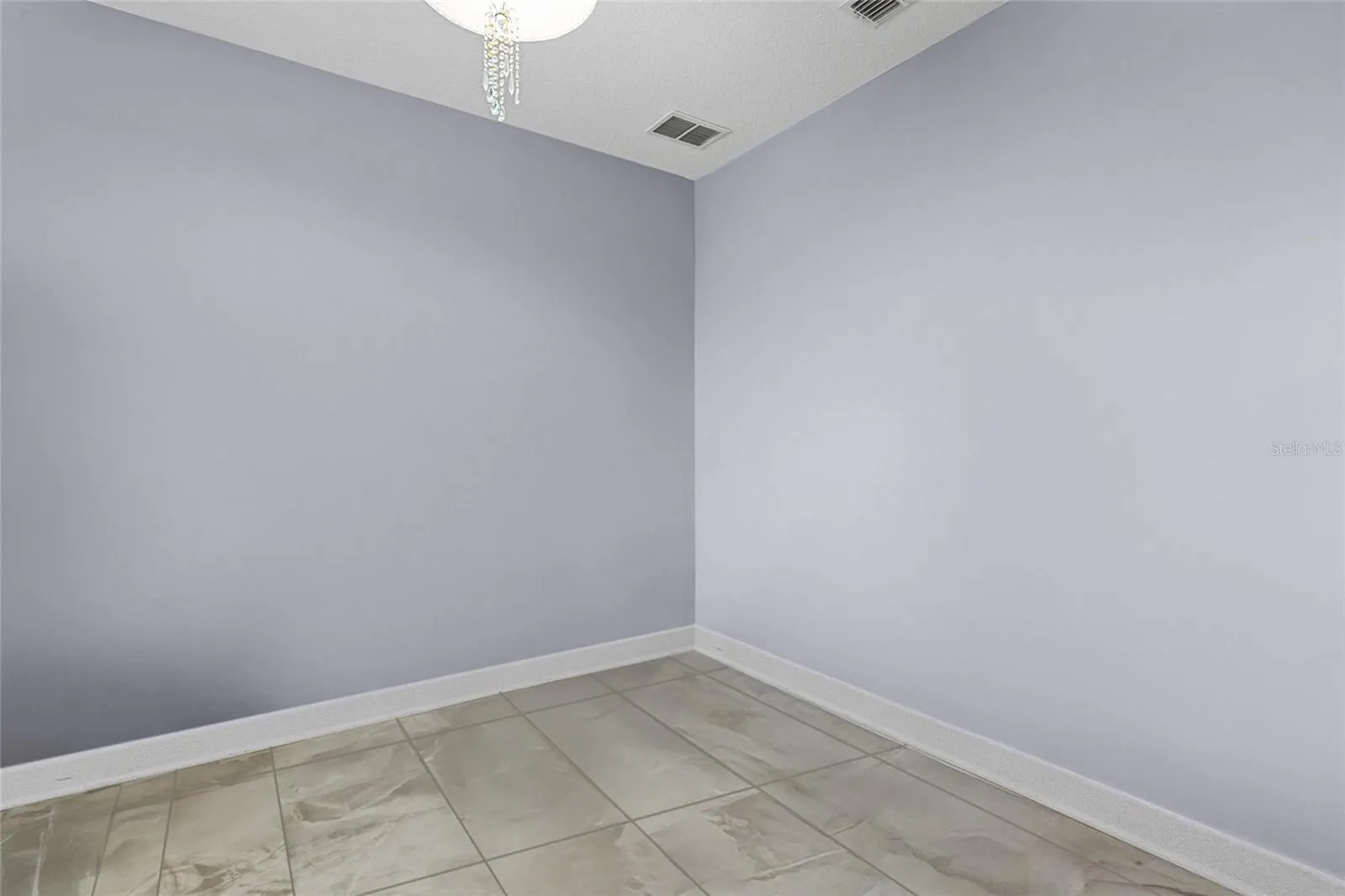 Bedroom 4/ Den