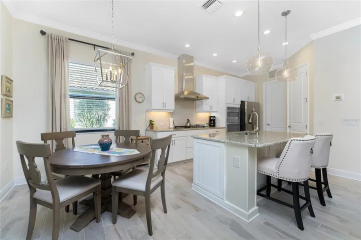 Breakfast nook