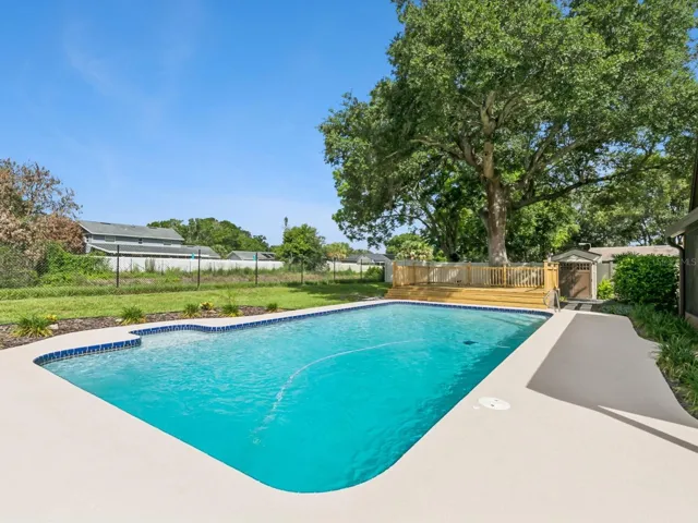 Pool Area (1)