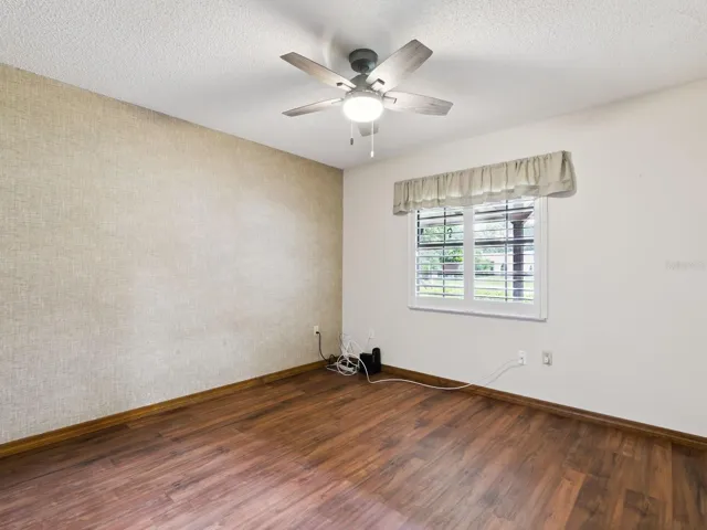 Second Bedroom (1)