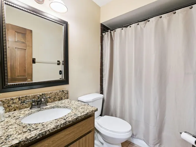 Second Bathroom (1)