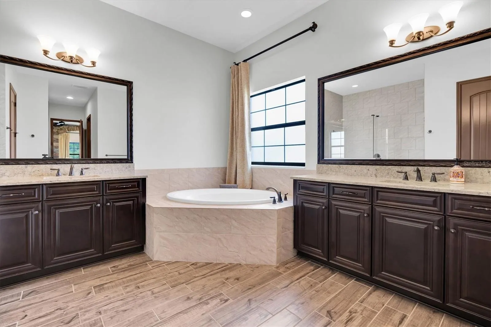 SPA-LIKE PRIMARY ENSUITE