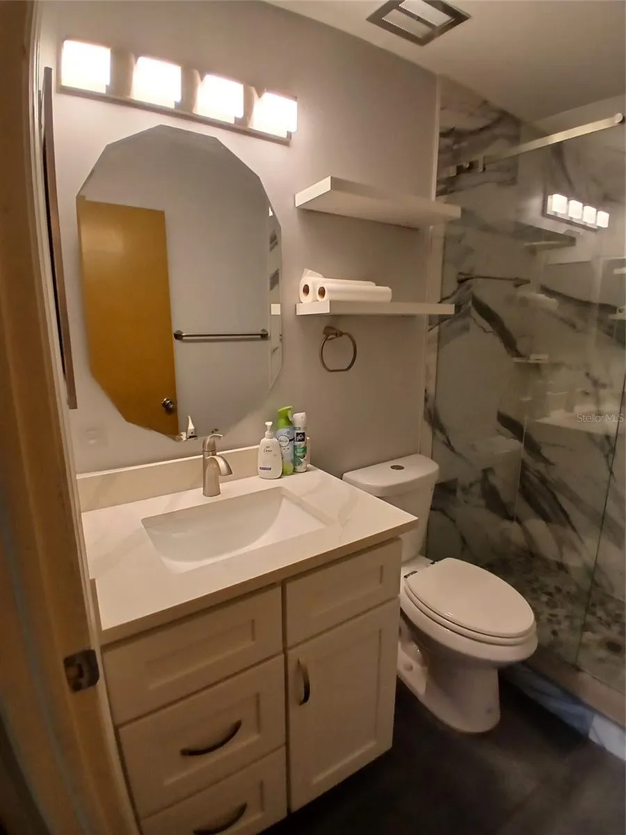 Bathroom vanity and mirror