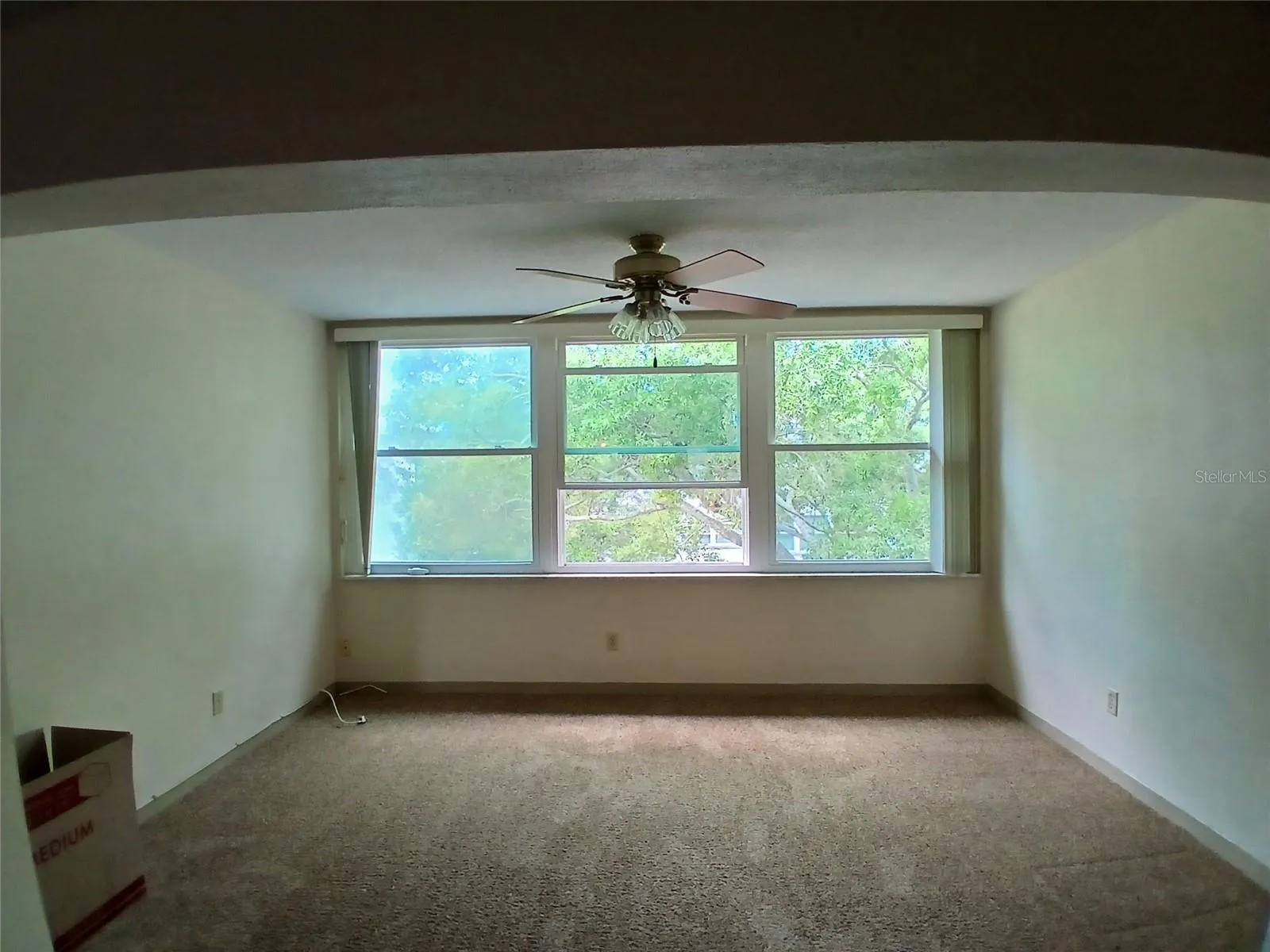 View of the Bonus/Office Room from The front door.