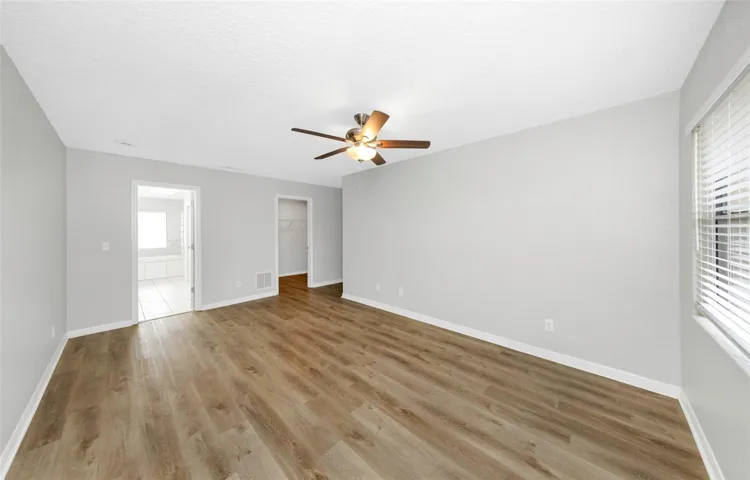 Master Bedroom - Reverse View