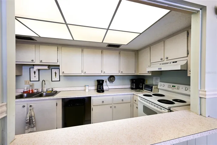 Community Kitchen