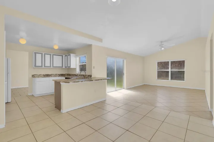 Kitchen/Family Room Combo