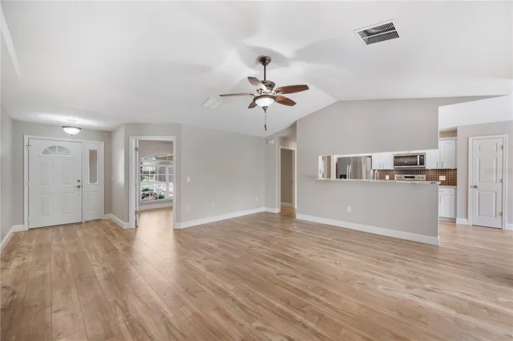 Family Room/Foyer