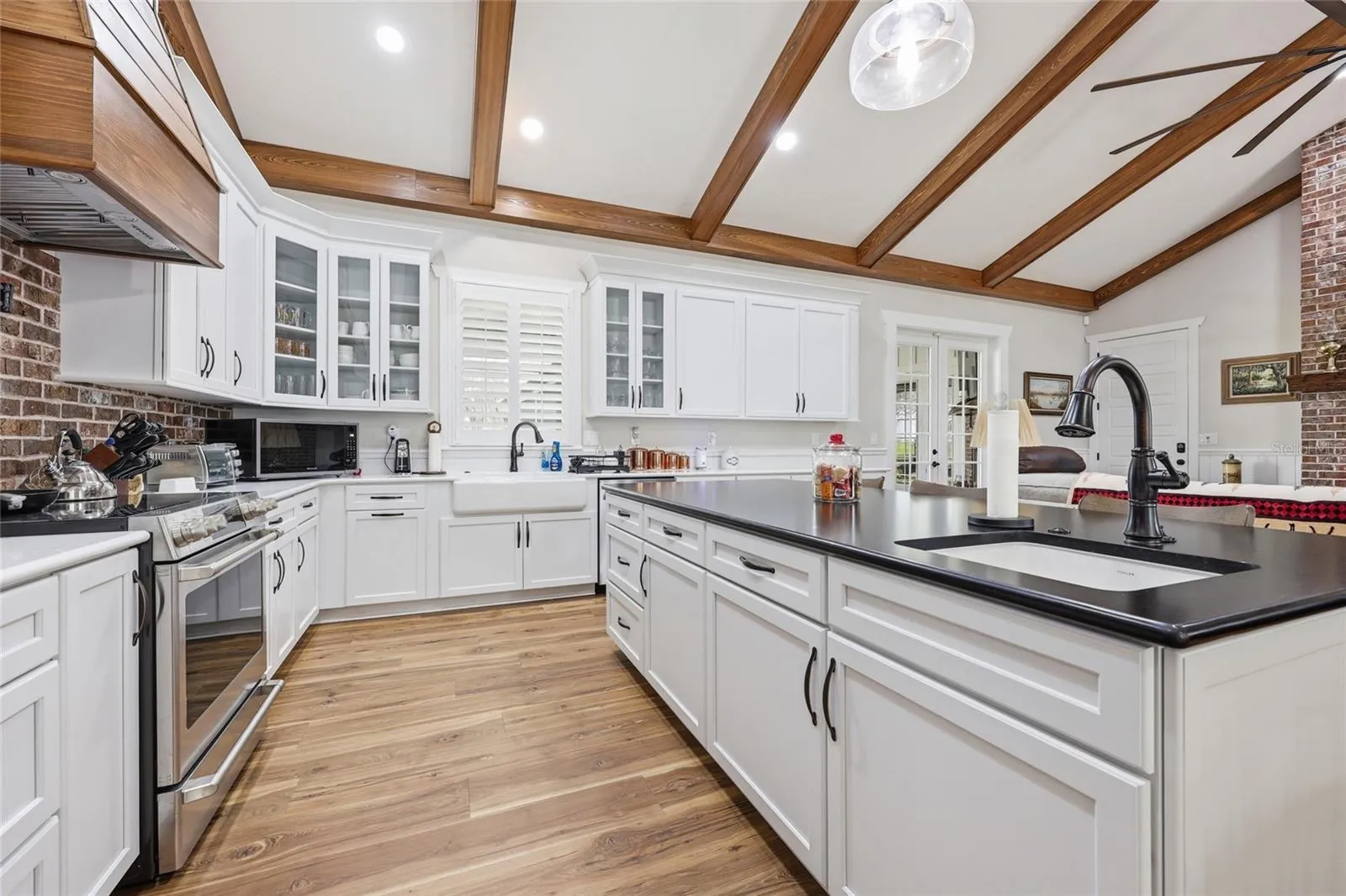 MIL Kitchen