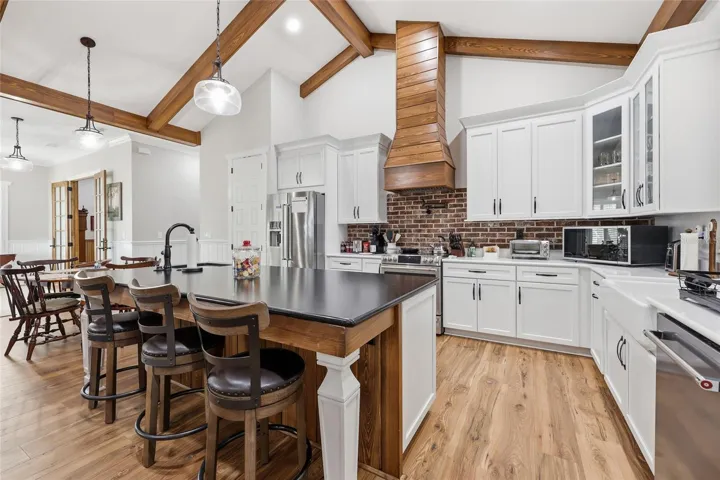 MIL Kitchen