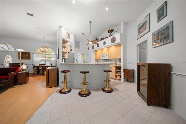 Breakfast Bar