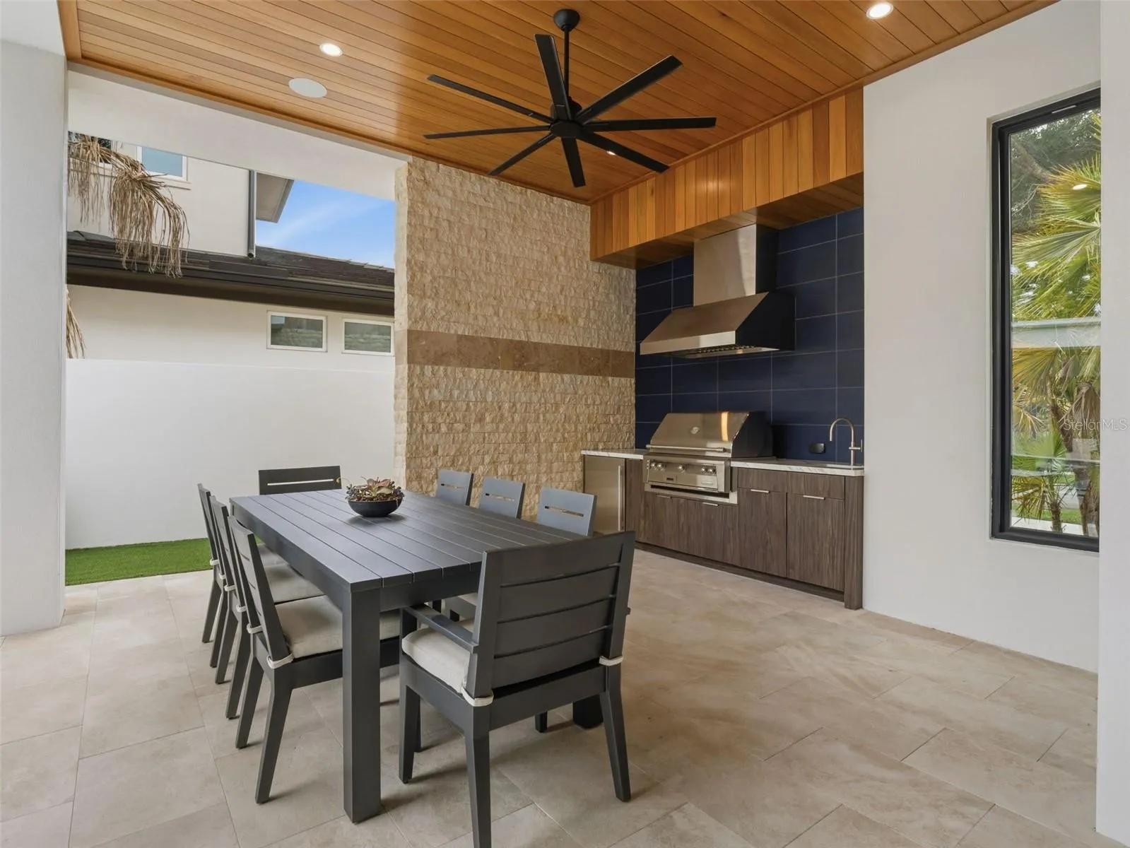 Summer Kitchen